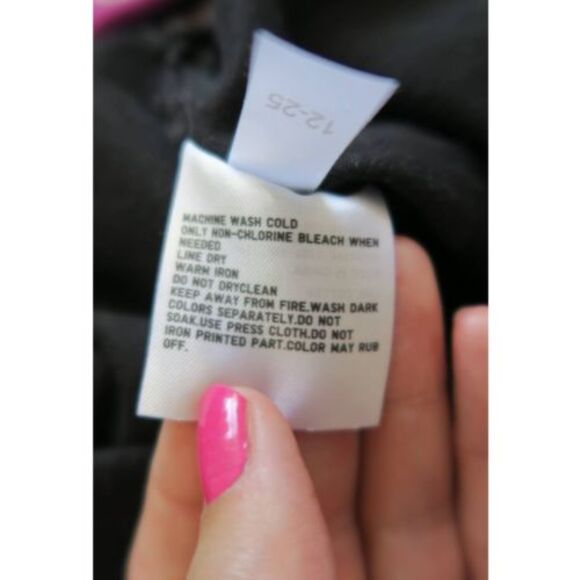 Uniqlo x Disney Girl's AMBUSH UT LOVE GRAPHIC T-SHIRT‎ DRESS. Size 9-10 - Picture 8 of 8